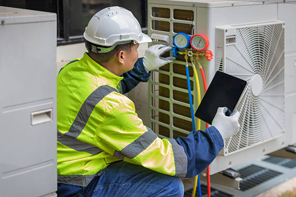 Professional Emergency Hvac Repair technician working in Zionhill, PA